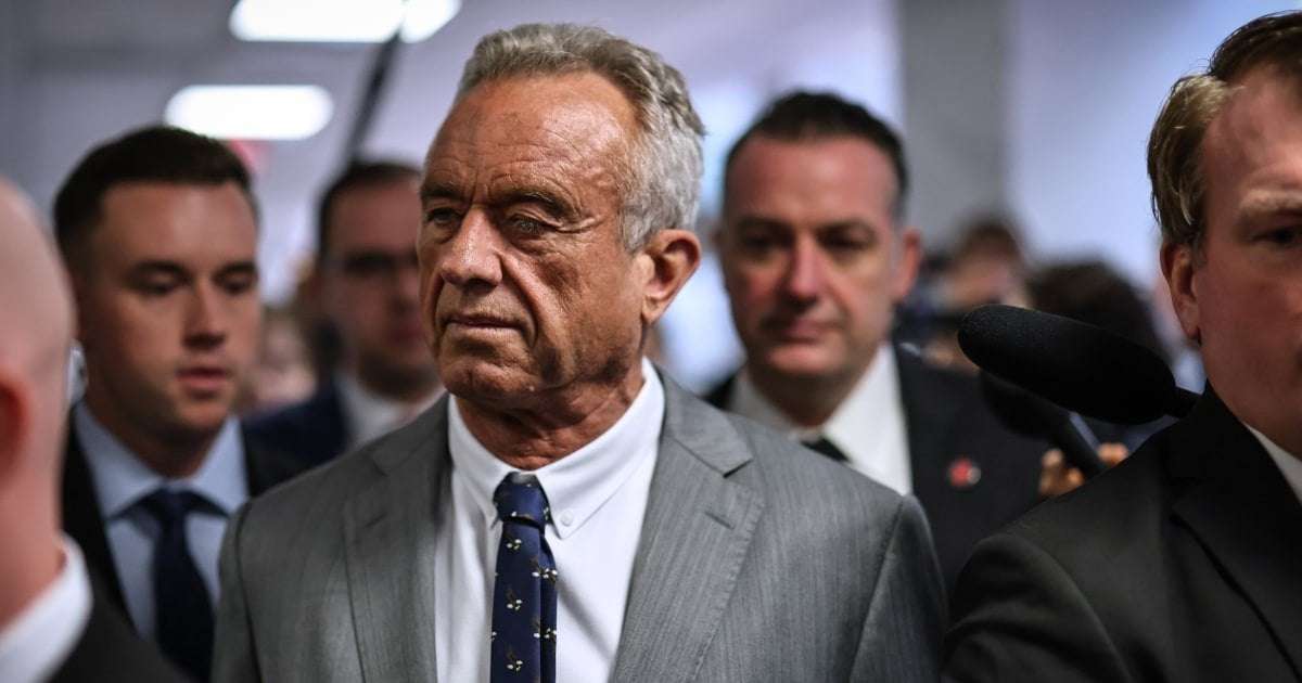 image for More than 15,000 doctors sign letter urging Senate to reject RFK Jr. as health secretary