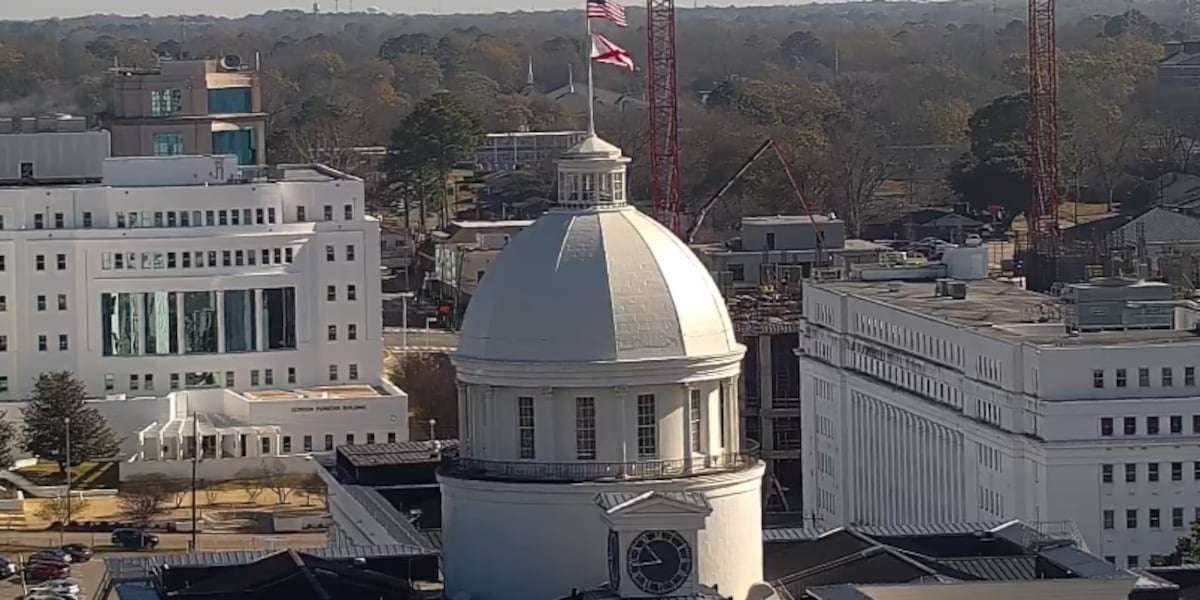 image for Alabama governor orders flags to return to full-staff for Inauguration Day