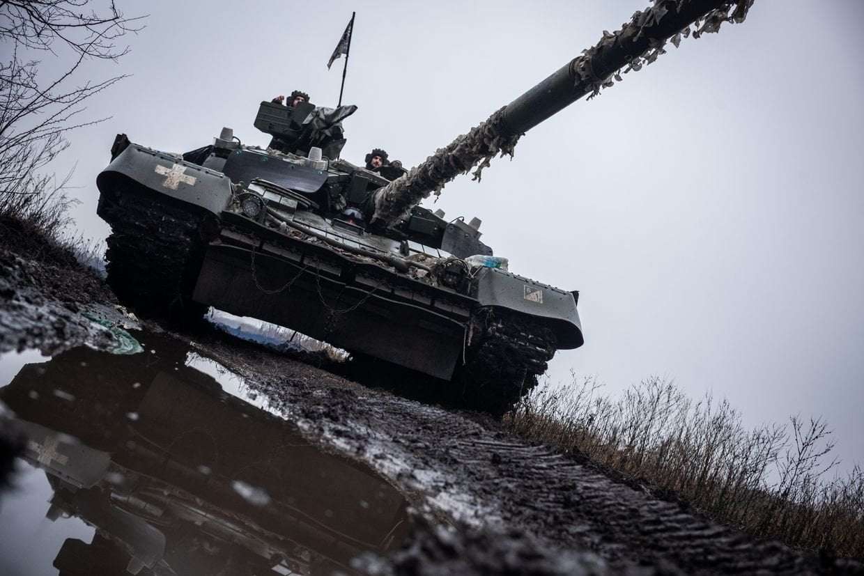 image for Ukraine war latest: Ukraine's military now totals 880,000 soldiers, facing 600,000 Russian troops, Kyiv claims
