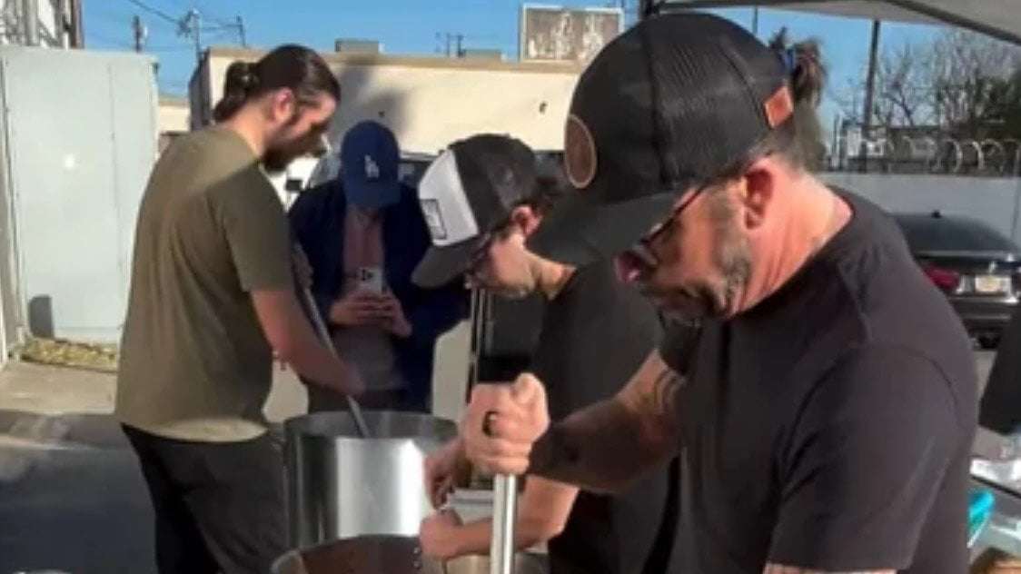 image for Dave Grohl Spent His Birthday Making Meals for Families Displaced by LA Wildfires