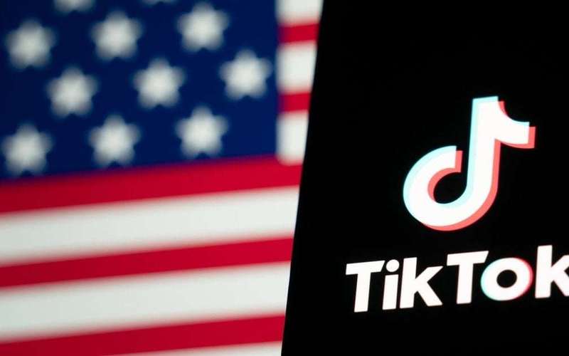 image for TikTok makes app unavailable for U.S. users ahead of ban
