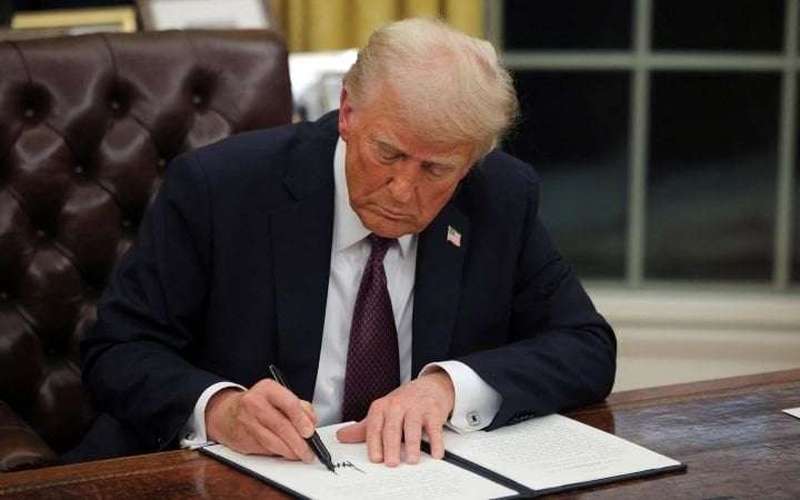 image for Birthright citizenship: Judge blocks Trump’s ‘blatantly unconstitutional’ executive order