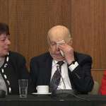 image for David Moskovic, a 95-year-old Auschwitz survivor, gets emotional talking about Musk's Sieg Heil