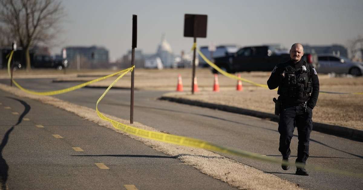 image for FAA Report on D.C. Plane Crash Is Out—and It’s an Indictment of Trump