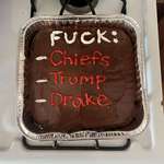 image for This cake pretty much summarizes all of America’s feelings right now (cred to meoutnowlor on X)