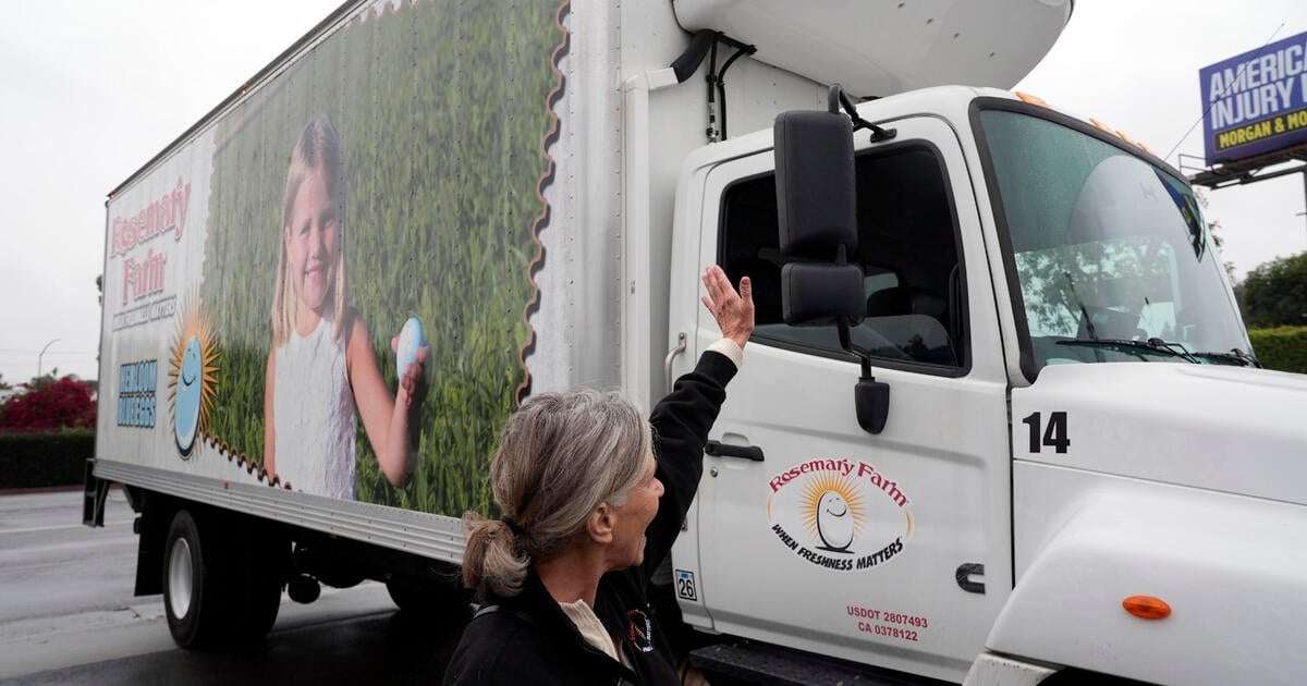 image for California farm donates more than 250,000 eggs to wildfire victims and first responders