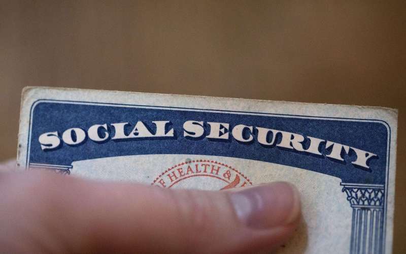image for Social Security head steps down over DOGE access of recipient information: AP sources