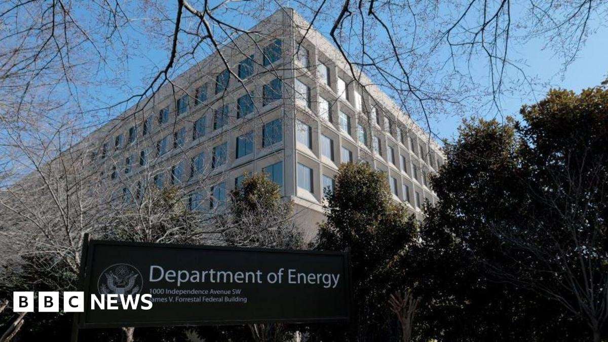 image for US goverment seeks to rehire recently fired nuclear workers