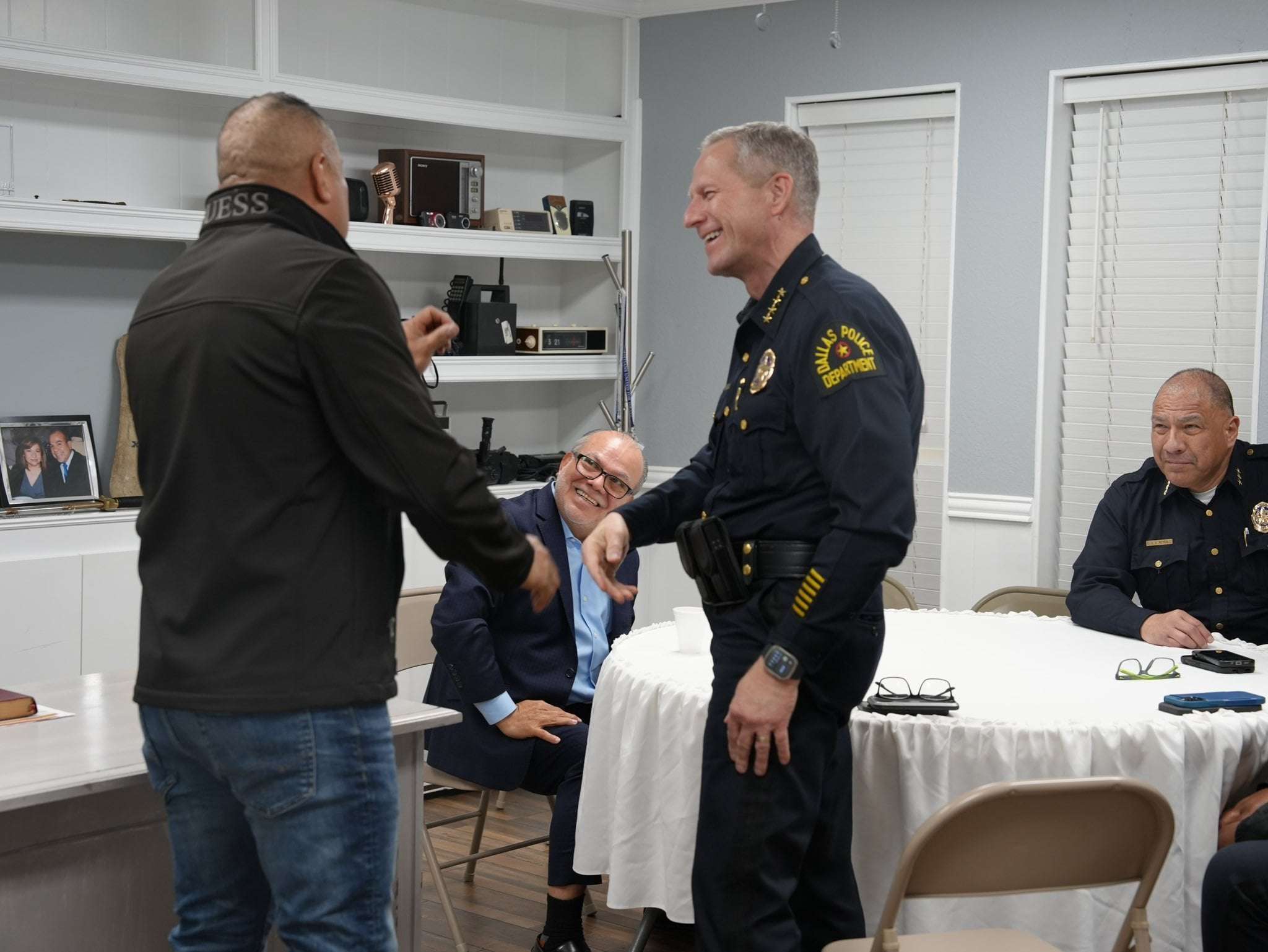 image for Dallas Police Refuses to Join ICE Immigration Raids, Launches Outreach Meetings with Migrants Instead