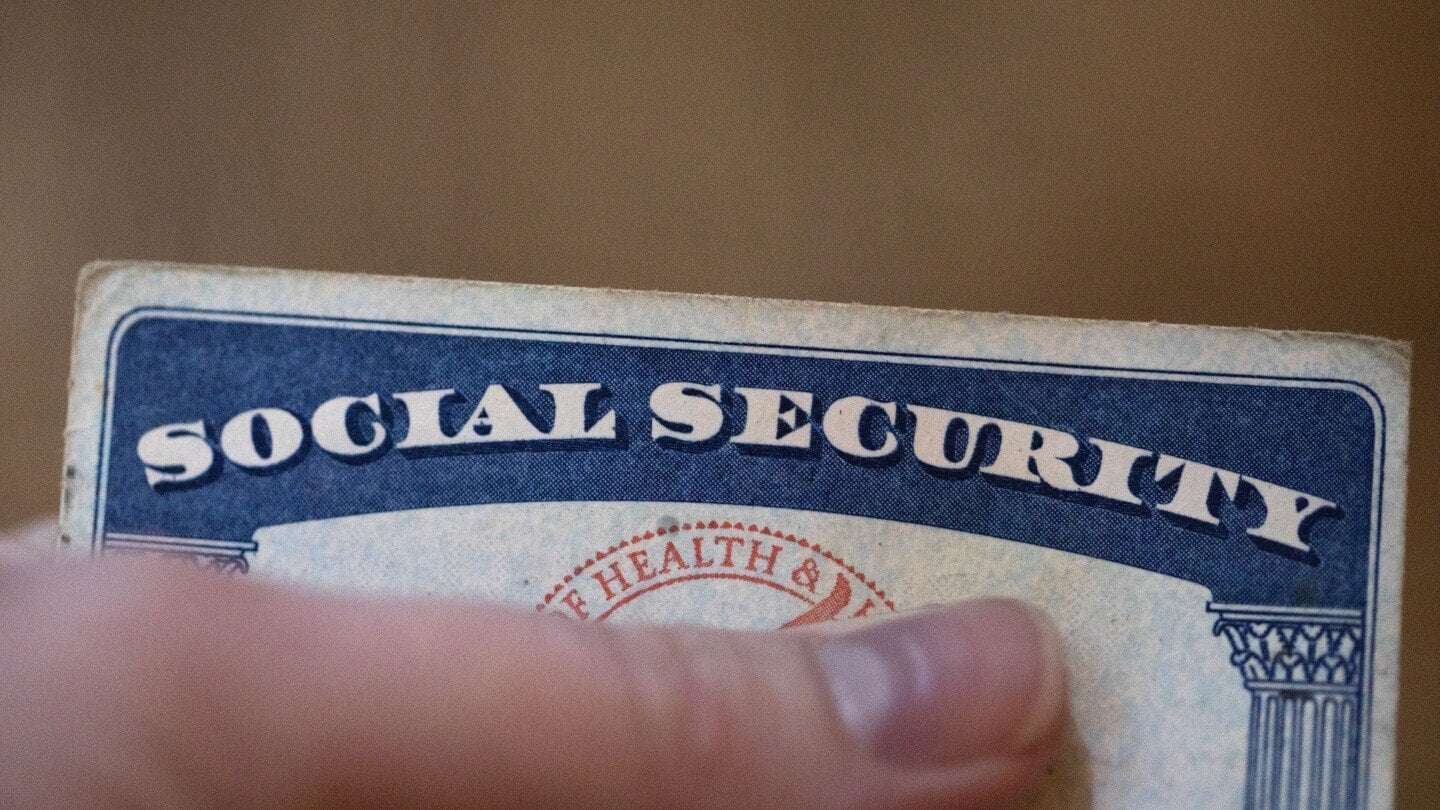 image for Tens of millions of dead people aren’t getting Social Security checks, despite Trump and Musk claims