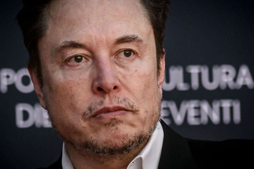image for US threatens to shut off Starlink if Ukraine won't sign minerals deal, sources tell Reuters
