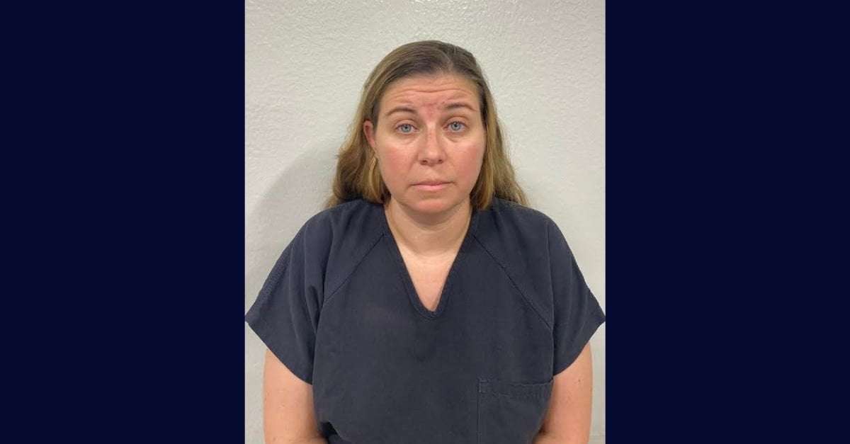 image for Woman who threatened insurance company has charges dropped
