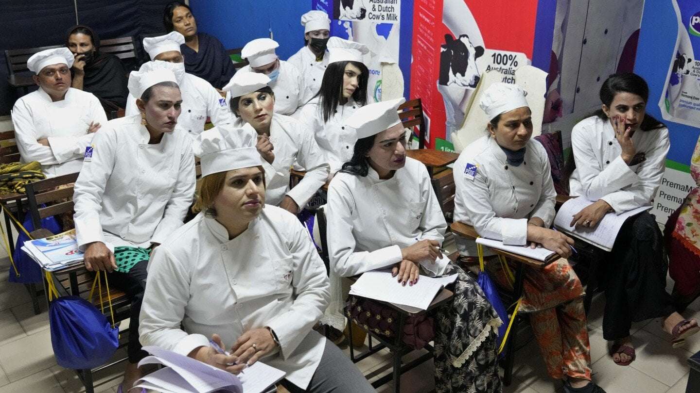 image for Pakistan’s transgender community finds hope and dignity at a culinary school
