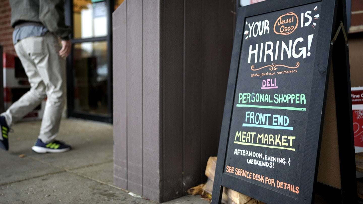 image for Number of Americans filing for unemployment benefits rises to 242,000, highest level in 3 months
