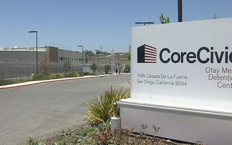 image for German tourist held indefinitely in San Diego-area immigrant detention facility