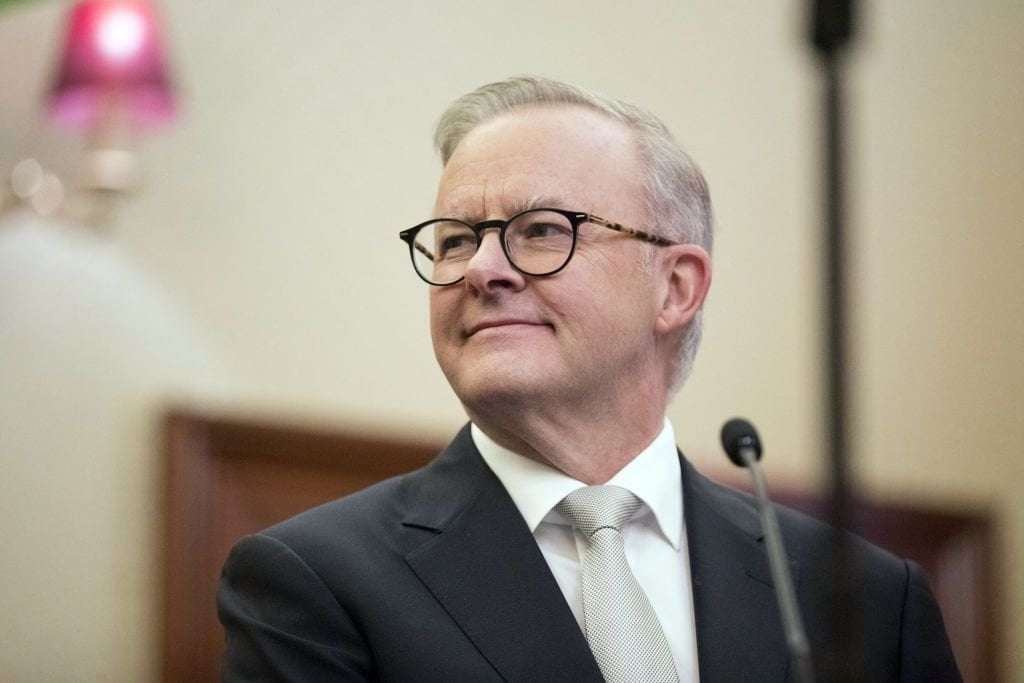 image for Australia considering joining 'coalition of the willing' for Ukraine amid talks with Starmer
