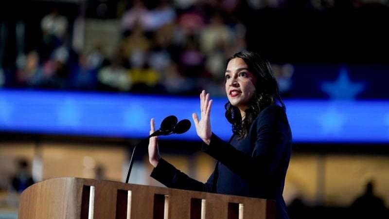 image for Ocasio-Cortez mobilizes Democrats against Schumer plan as colleagues privately urge her to consider primary challenge