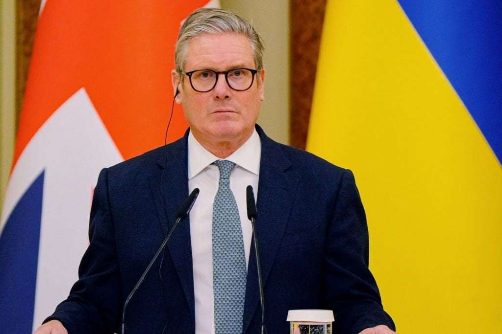 image for UK proposes Western peacekeeping mission of 10,000 troops in Ukraine