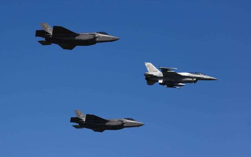 image for Zelensky confirms new arrival of F-16 jets to Ukraine
