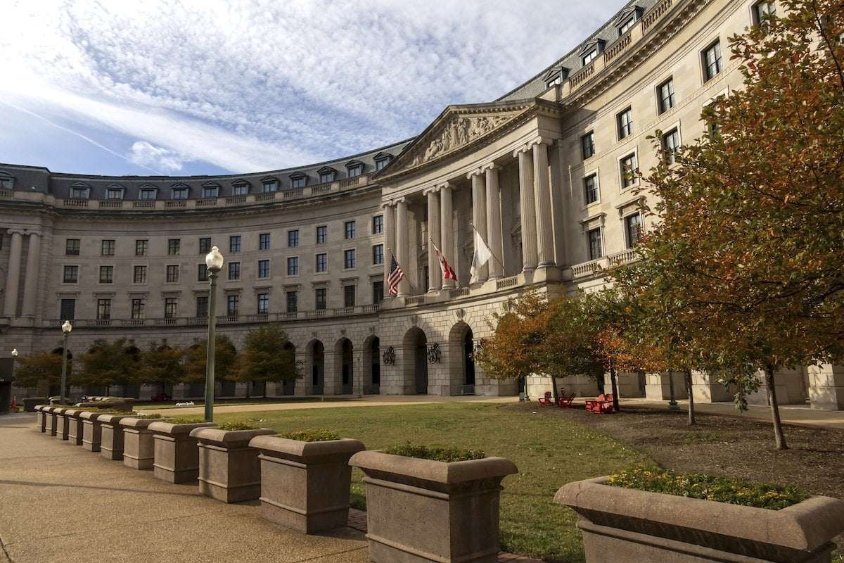 image for Judge Blocks Trump EPA From Clawing Back $14 Billion in Climate Grants