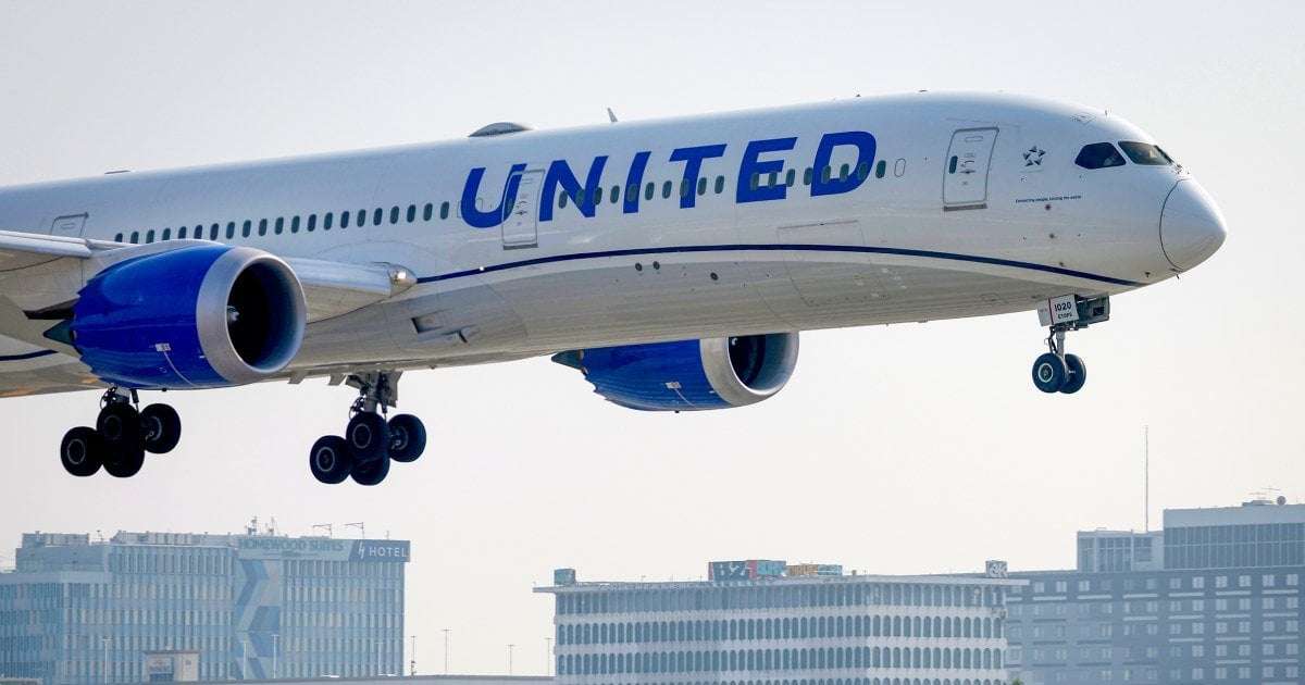 image for Woman says United Airlines crew tried to make her remove son's ventilator