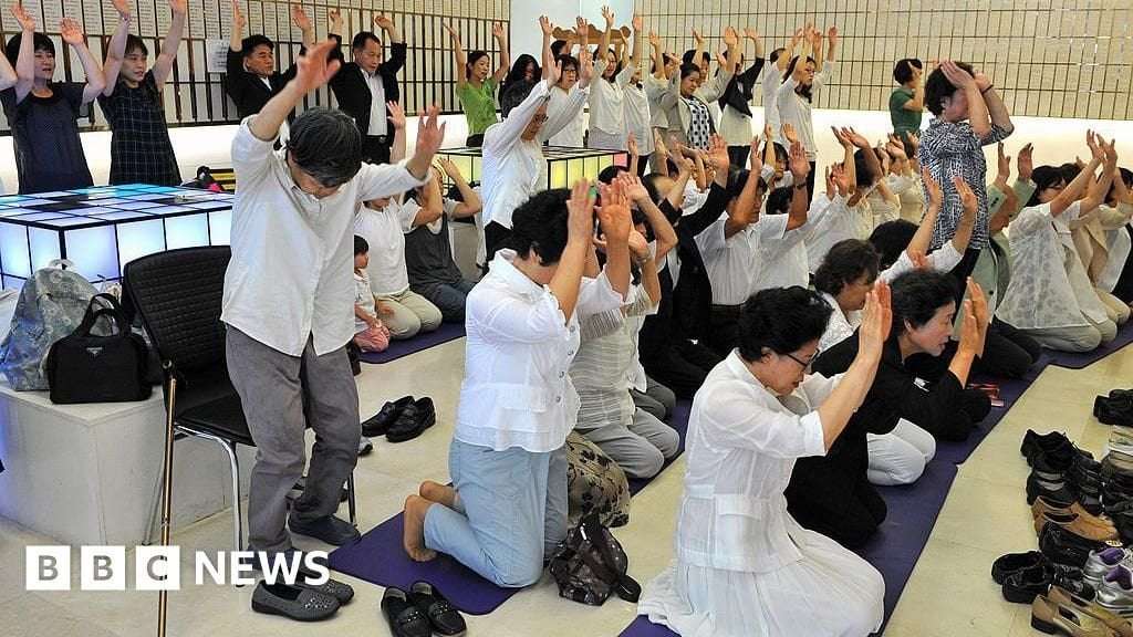 image for Japan court orders controversial 'Moonies' church to disband