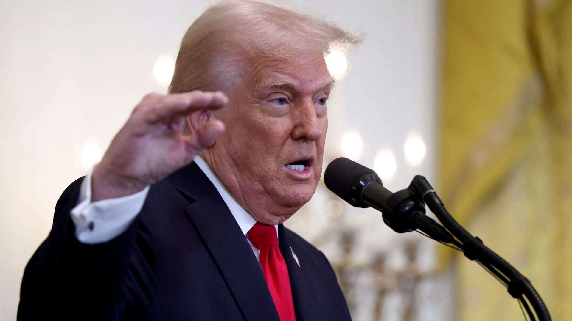 image for Trump threatens 'far larger' tariffs if EU and Canada unite to do 'economic harm' to the U.S.