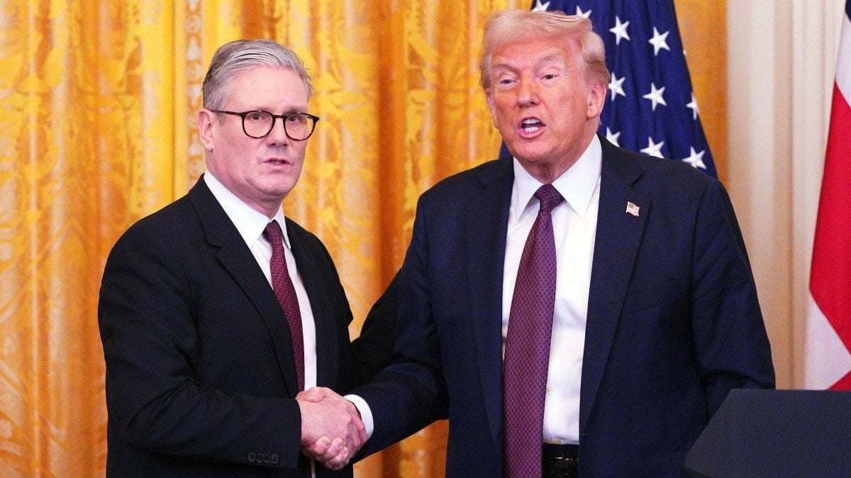 image for Trump signs off Keir Starmer’s Chagos Islands deal