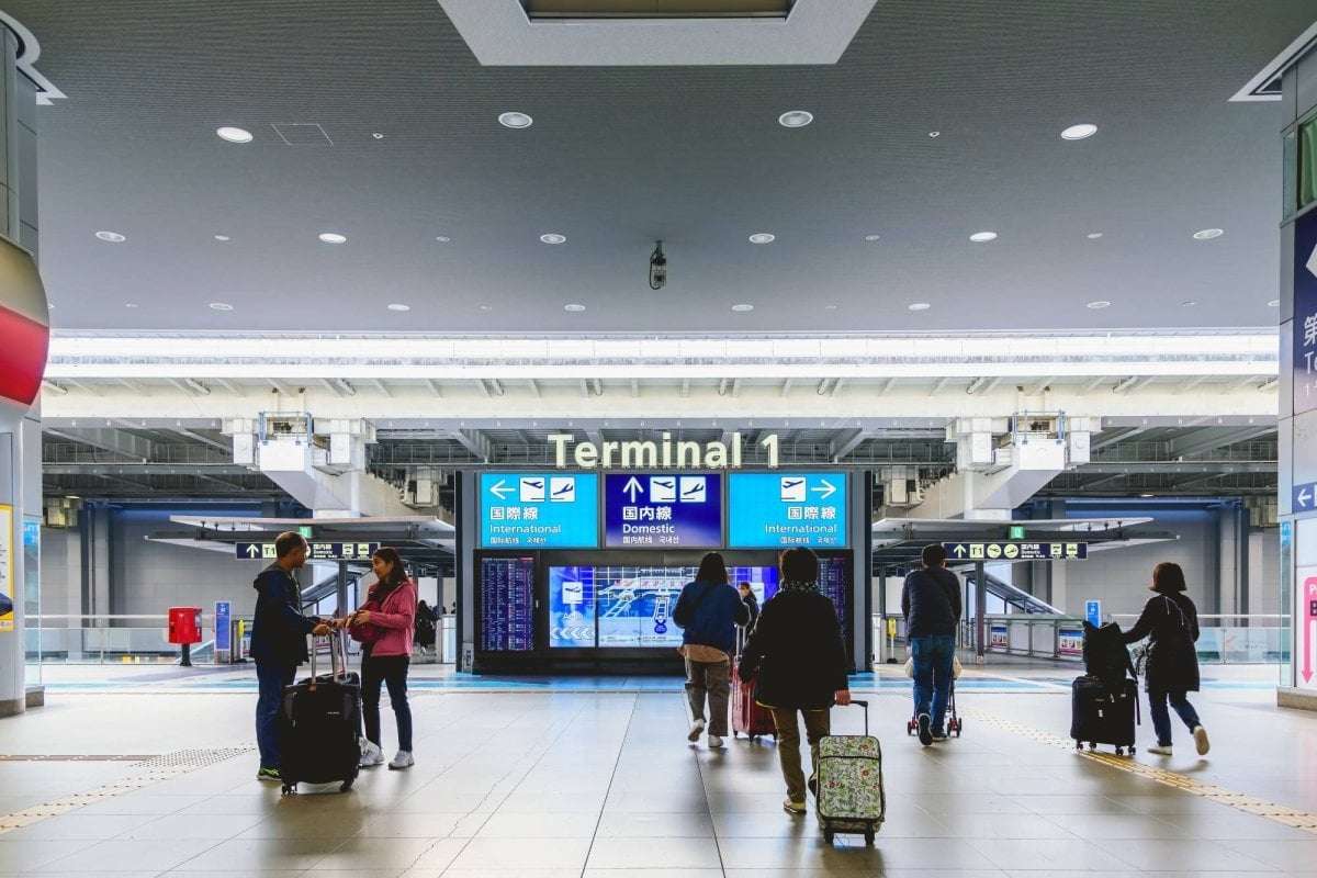 image for U.S. tourist arrested after bringing a handgun into Japan
