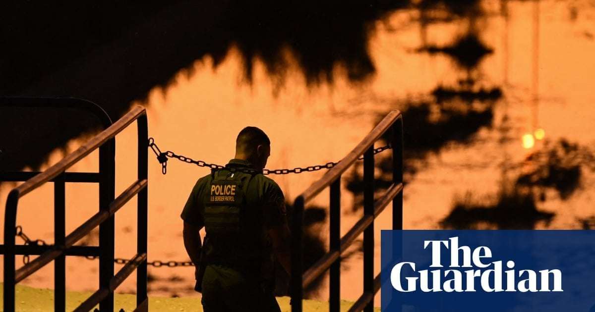 image for Chinese woman detained by US border patrol in Arizona dies by suicide