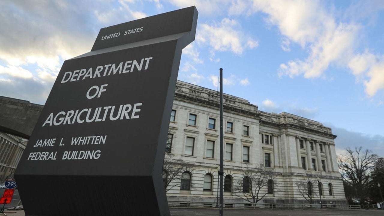 image for USDA to close down DC headquarters, lay off thousands of workers: report