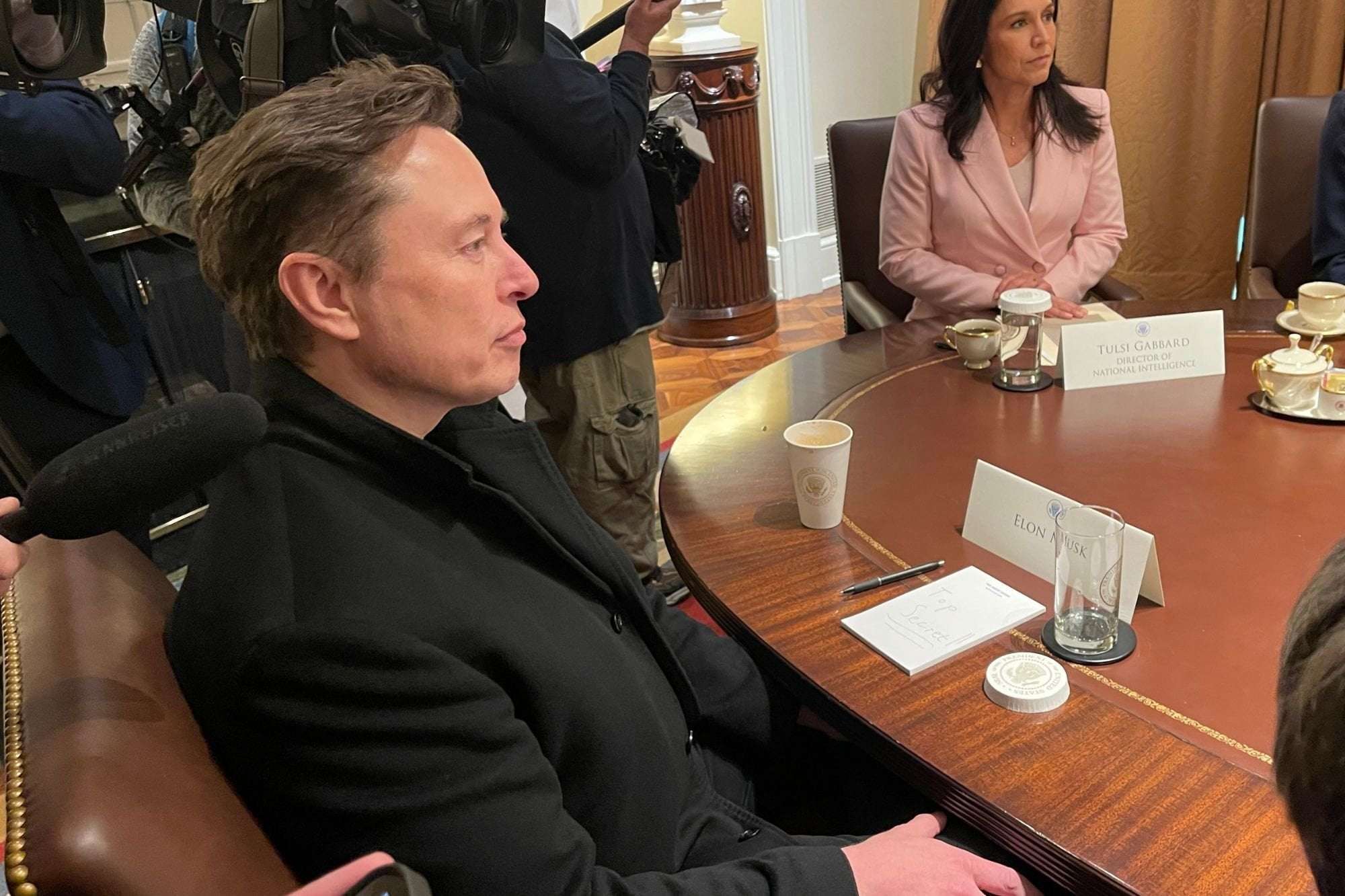 image for Musk Mocked After 'Top Secret' Cabinet Meeting Notes Go Viral: 'They Wrote That to Make Him Feel Included'