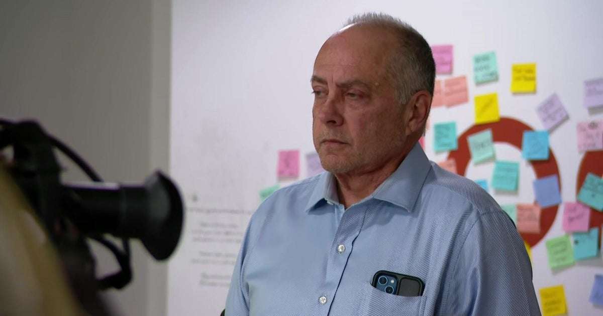 image for Austin Metcalf's father escorted out of Karmelo Anthony's family news conference after unexpected appearance