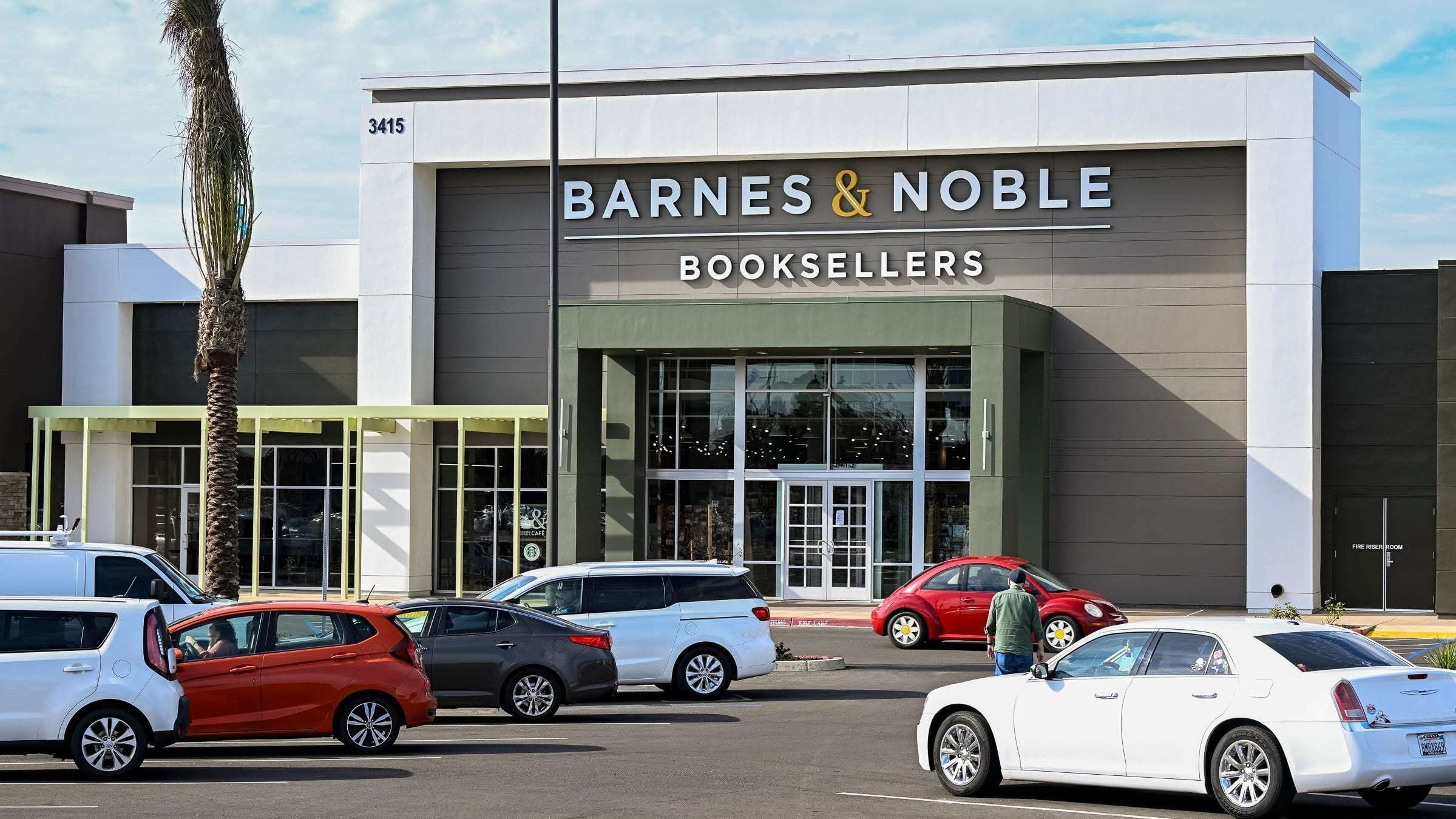image for Barnes & Noble opening 60 new stores in 2025: See what locations are already up, running