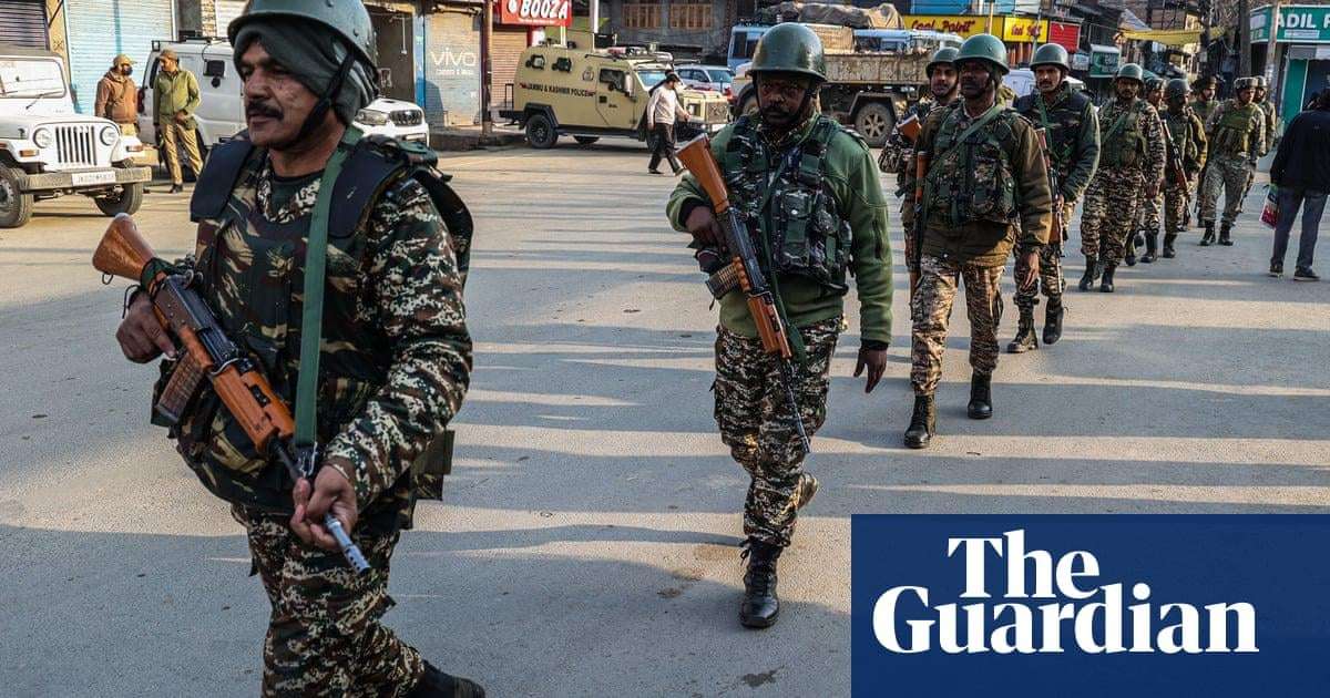 image for Pakistan and India exchange fire as UN calls for ‘maximum restraint’