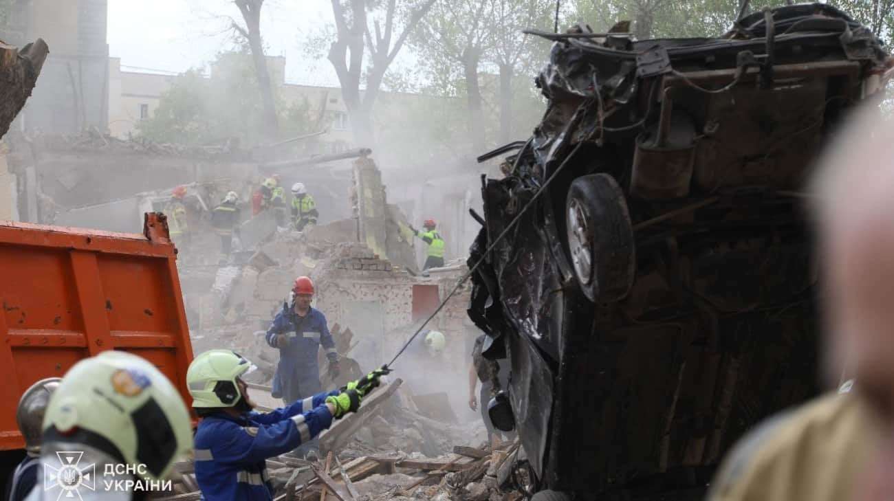 image for Zelenskyy: Missile that killed 12 in Kyiv made with 116 foreign components, majority US-made