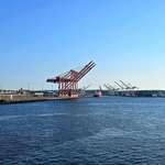image for OC: April 23, 2025 - Port of Seattle is empty. Only one ship and no containers. Usually a busy port.
