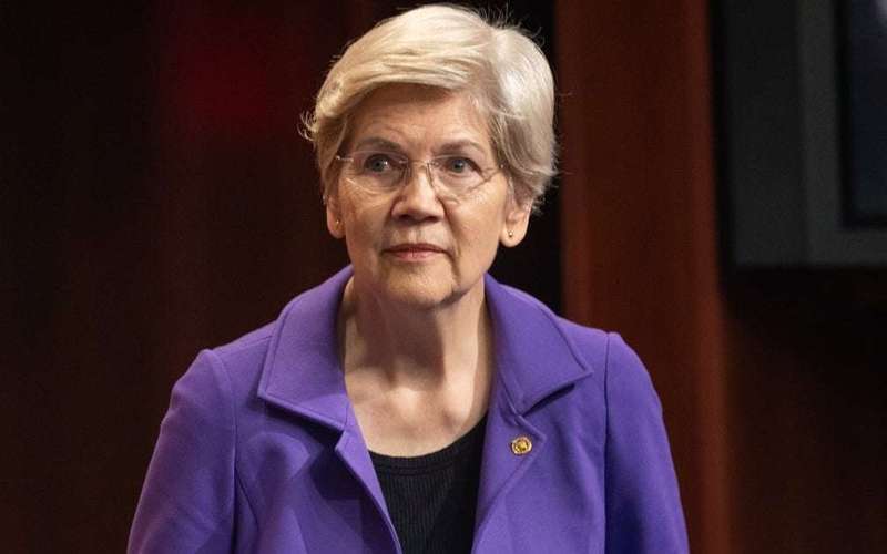 image for Elizabeth Warren Marks 100 Days Of Trump By Reading Aloud 100 Reports Of His Corruption