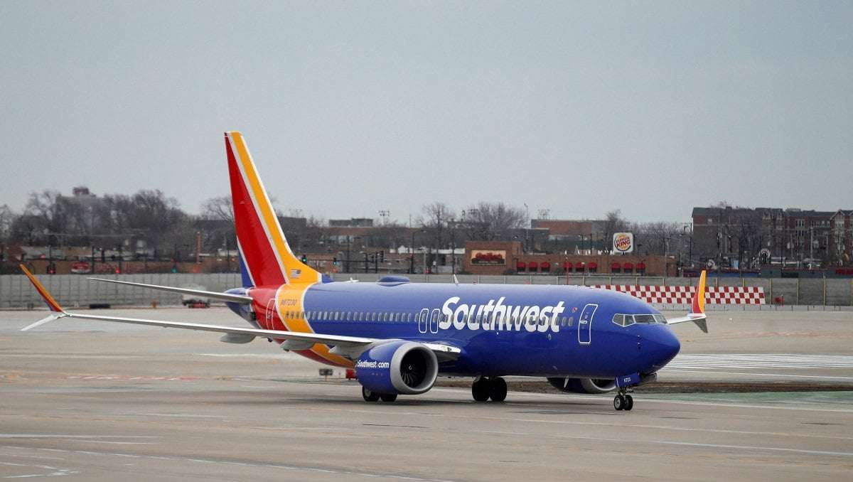 image for Southwest Airlines Passenger Stripped Down and Pooped in Her Seat Midflight