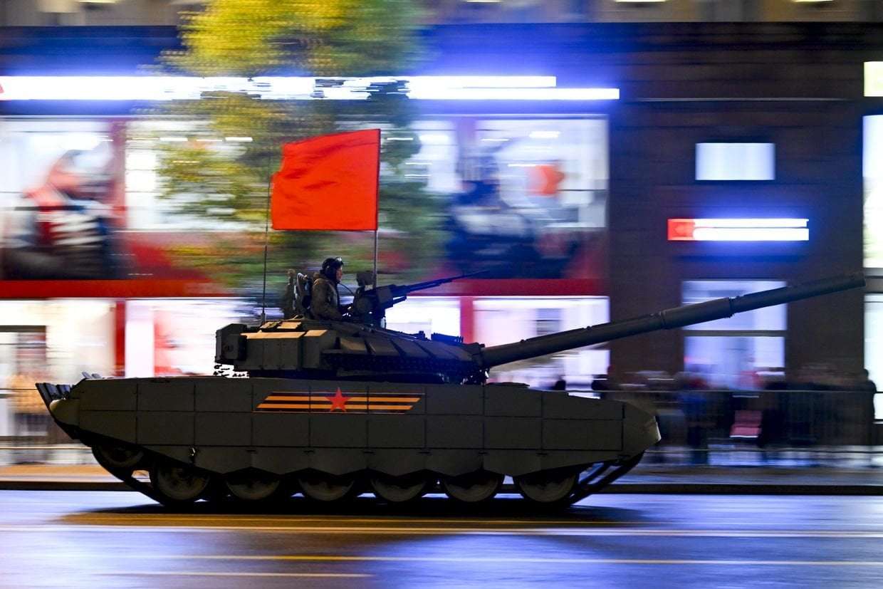 image for Kremlin says Russia ready for mass mobilization like in WWII 'at any moment'