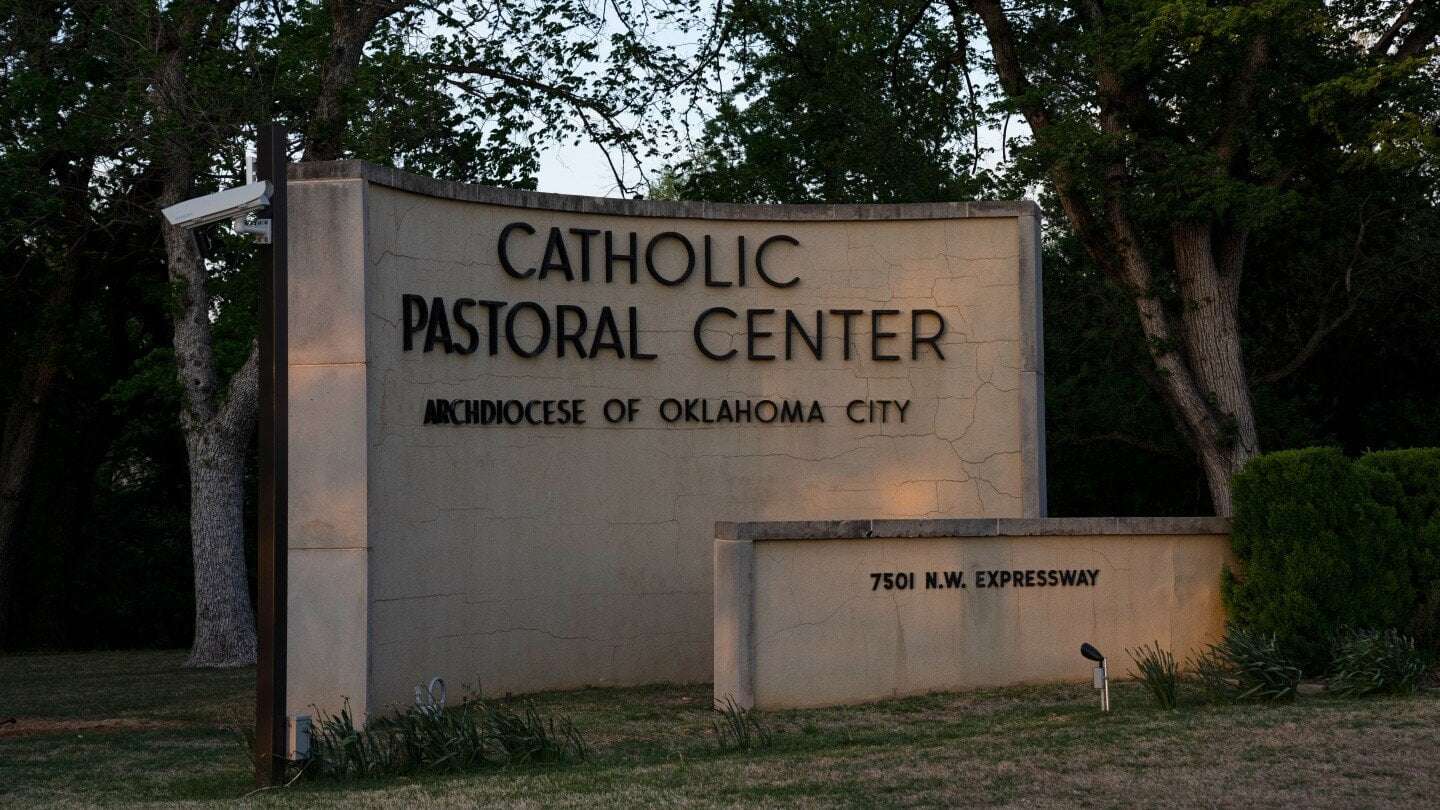 image for Roberts might hold key Supreme Court vote over first publicly funded religious charter school