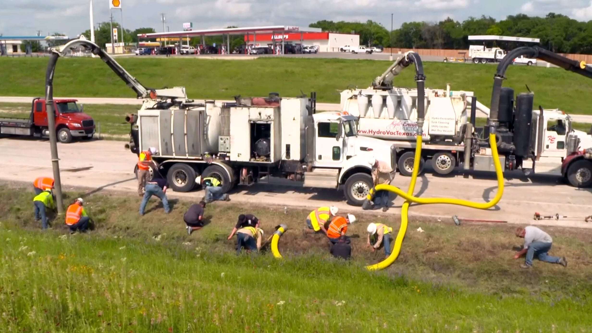 image for Semi-Truck Spills $800K in Dimes Causing Unfathomably Annoying Cleanup