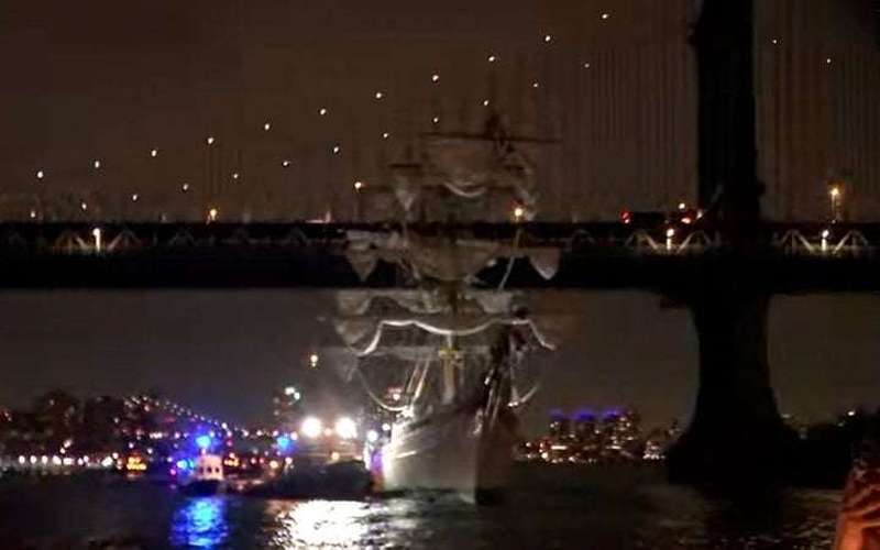 image for Cuauhtémoc ship: A Mexican Navy training ship struck the Brooklyn Bridge, killing at least 2. Here’s what to know