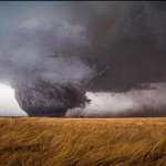 image for (OC) A massive tornado rips across the plains of Texas