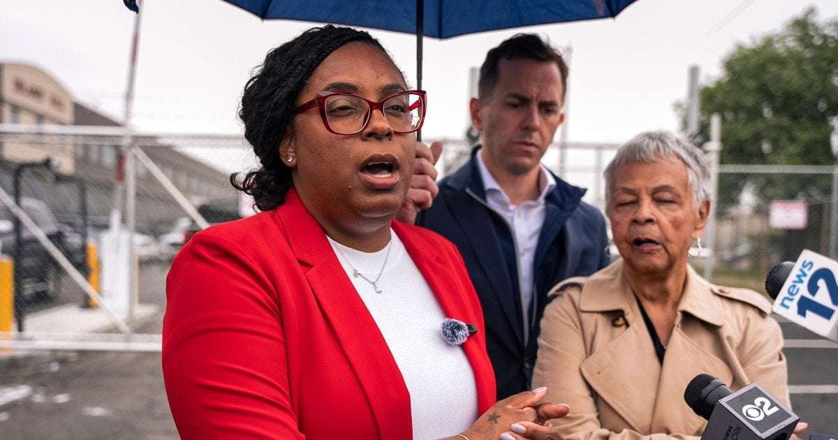 image for DOJ says it has charged N.J. congresswoman with assaulting law enforcement at ICE facility