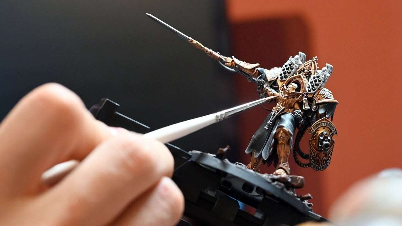 image for Warhammer 40,000 Maker Games Workshop Is Doing So Well It’s Giving $27 Million to Its Staff