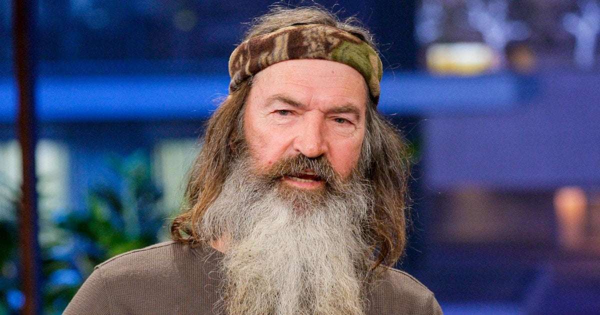 image for 'Duck Dynasty' founding father Phil Robertson dies at 79