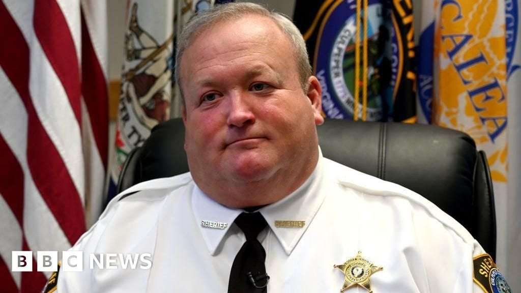 image for President Donald Trump pardons former Virginia sheriff Scott Jenkins convicted of fraud and bribery