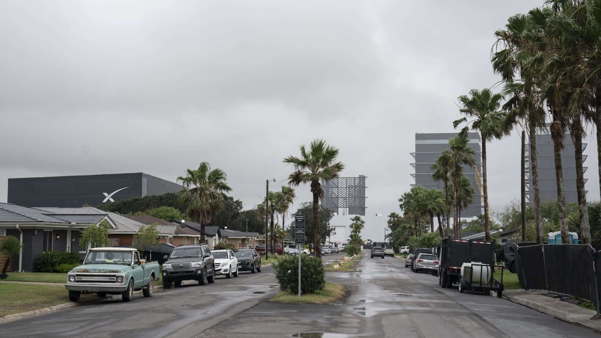 image for Musk's SpaceX town in Texas warns residents they may lose right to 'continue using' their property