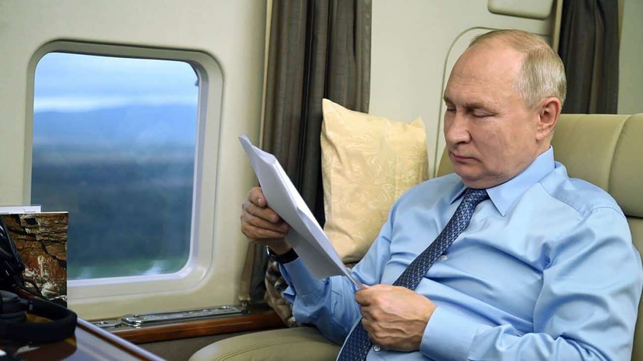 image for Kremlin staged drone attack on Putin's helicopter